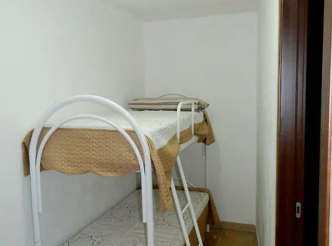 Citrus Garden Bed & Breakfast